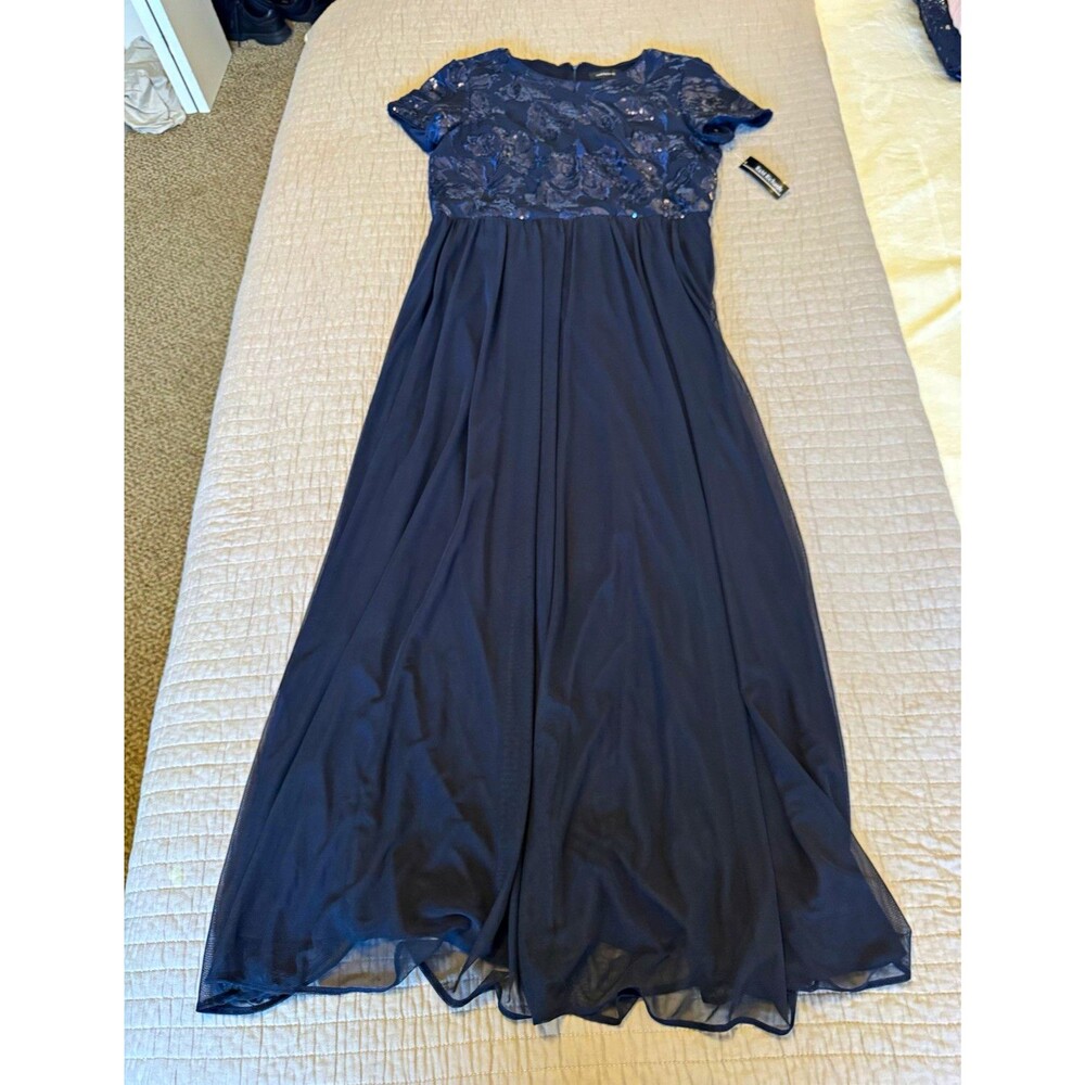 R&M Richards Navy Floral Sequin Bodice Chiffon Long Gown Round Neck Zip 14 7058